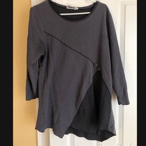 Flowy, asymmetrical tunic top